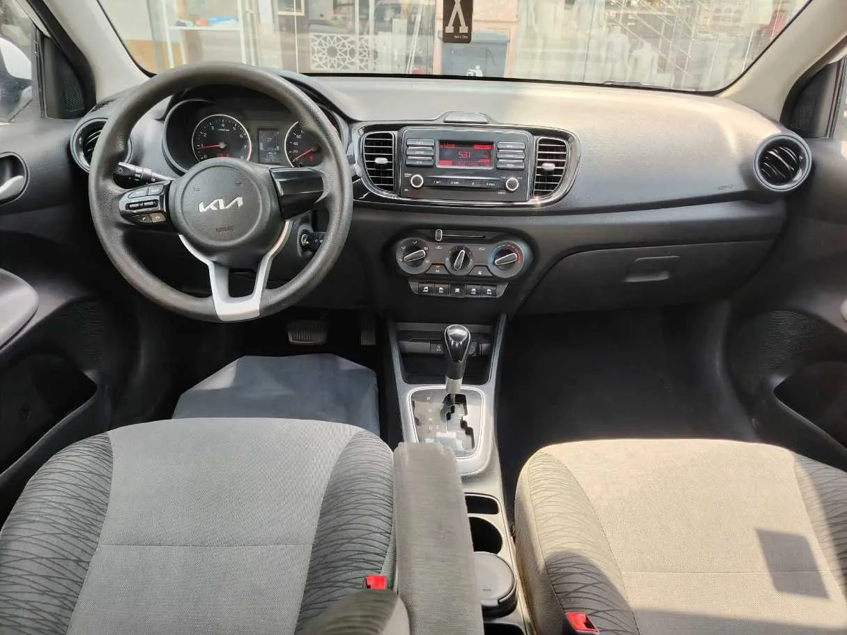 Car image 20