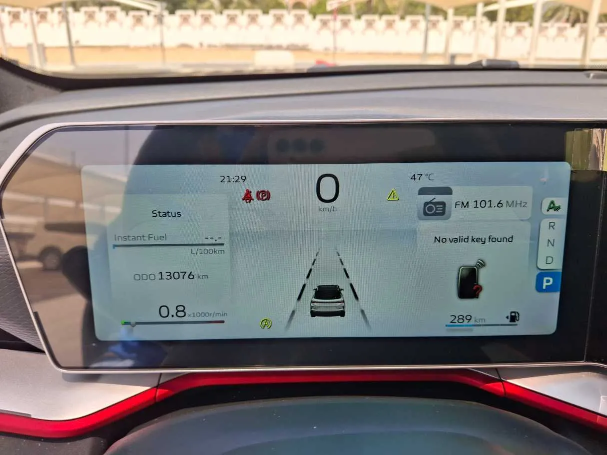 Car image 18