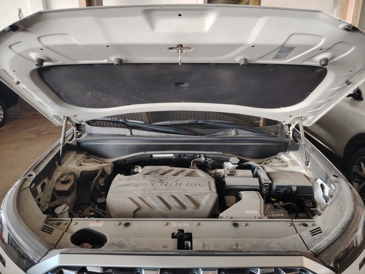 Car image 38