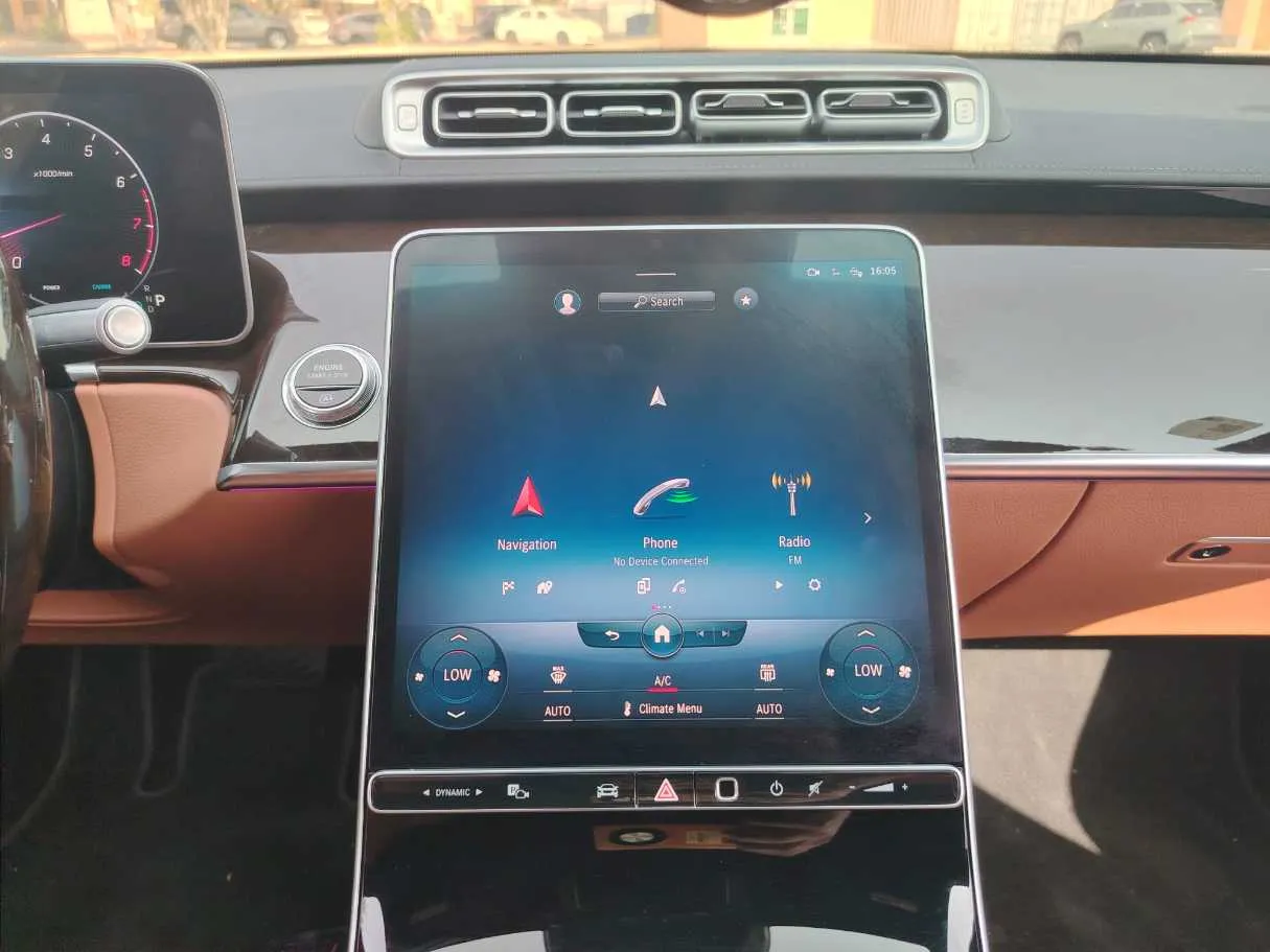 Car image 21