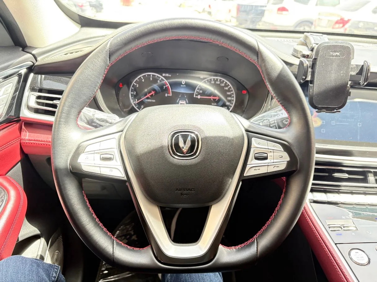 Car image 23