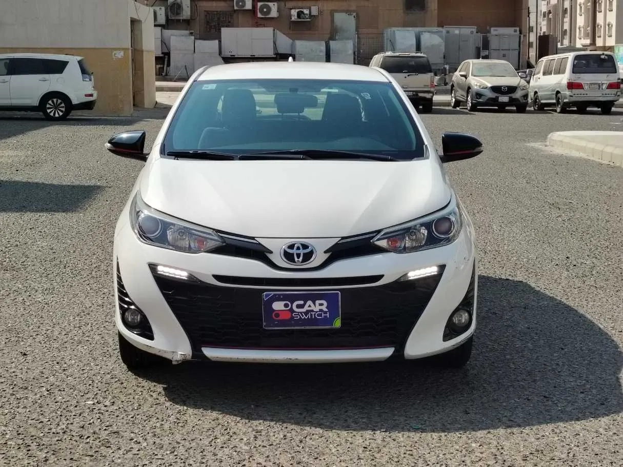 Car image 2