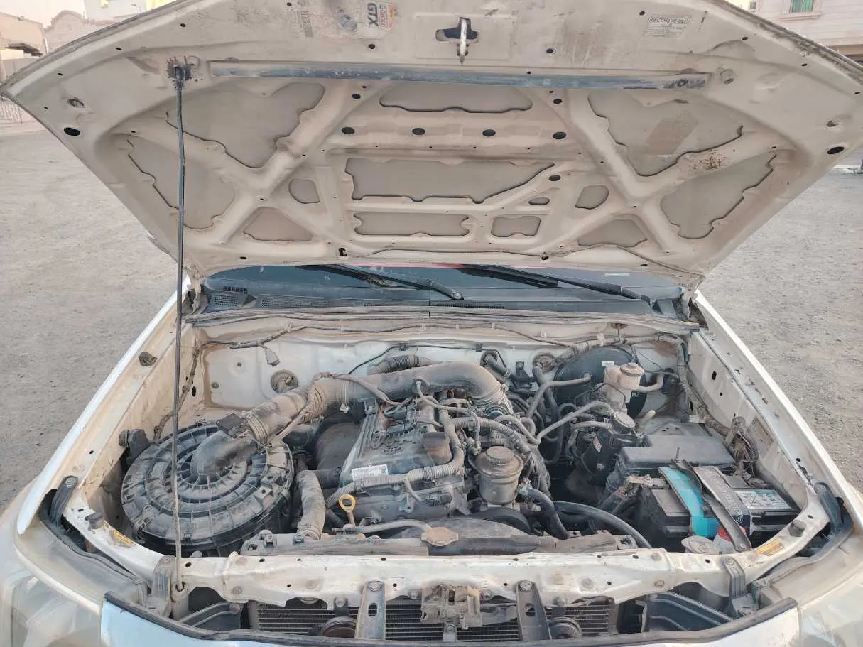 Car image 24