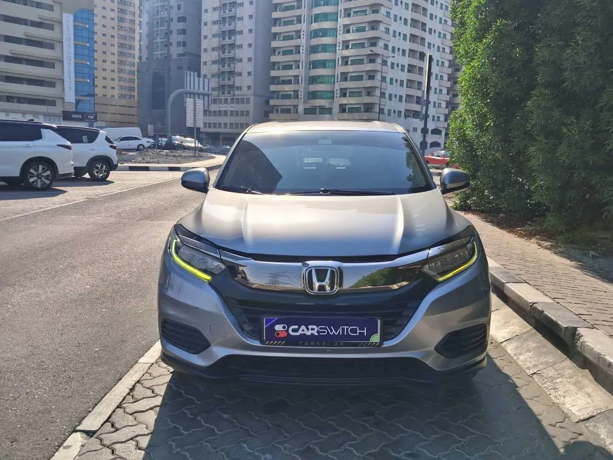 Car image 2