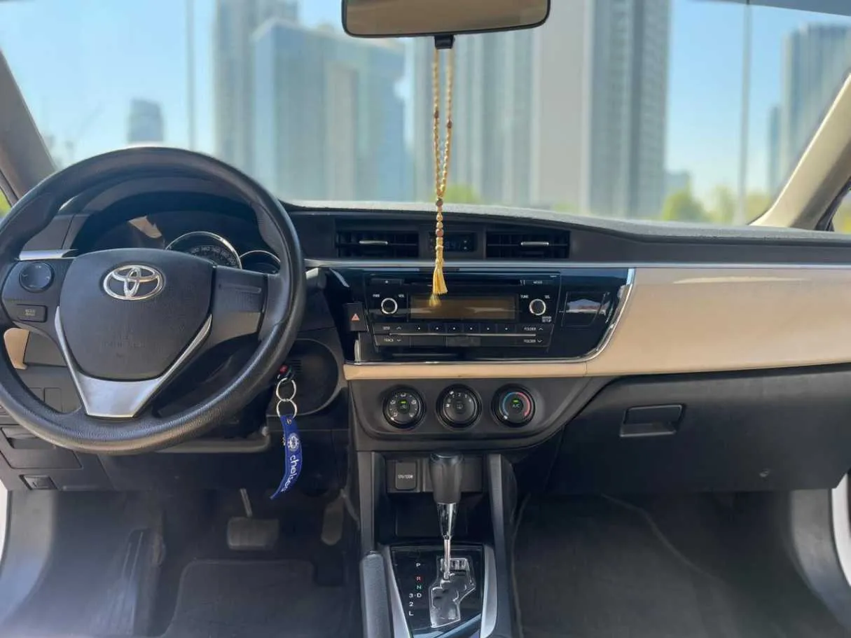 Car image 23