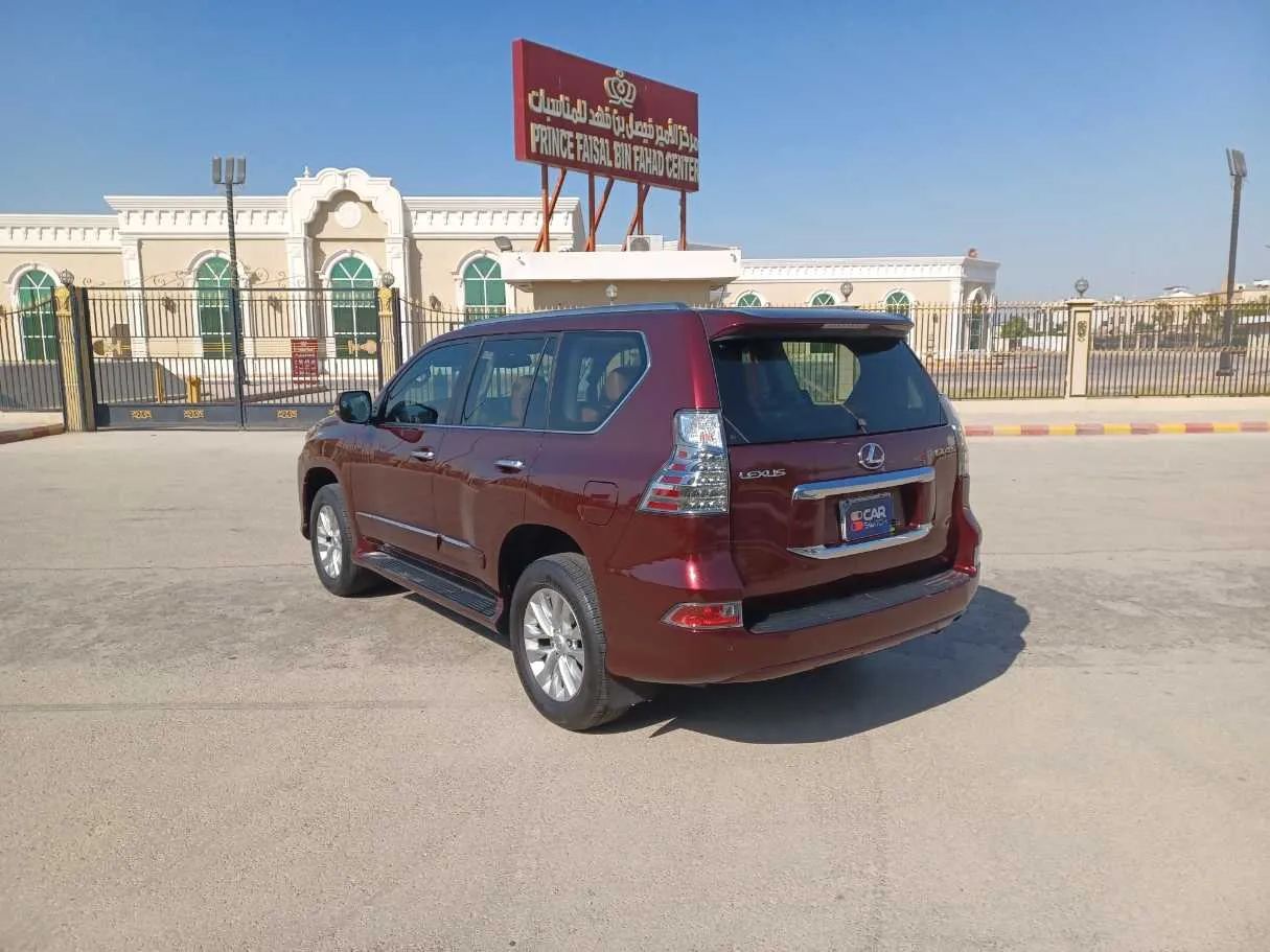 Car image 7