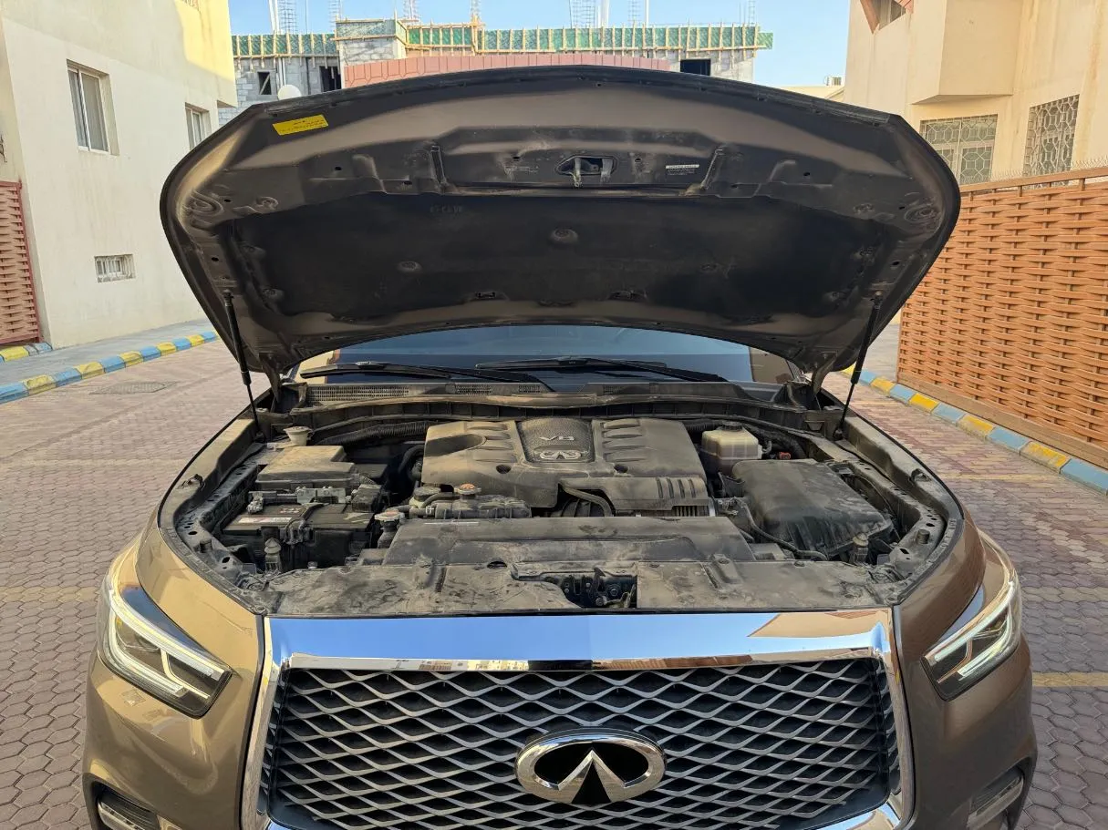 Car image 26
