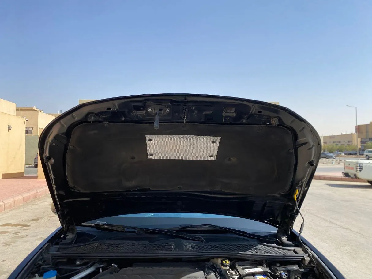 Car image 29