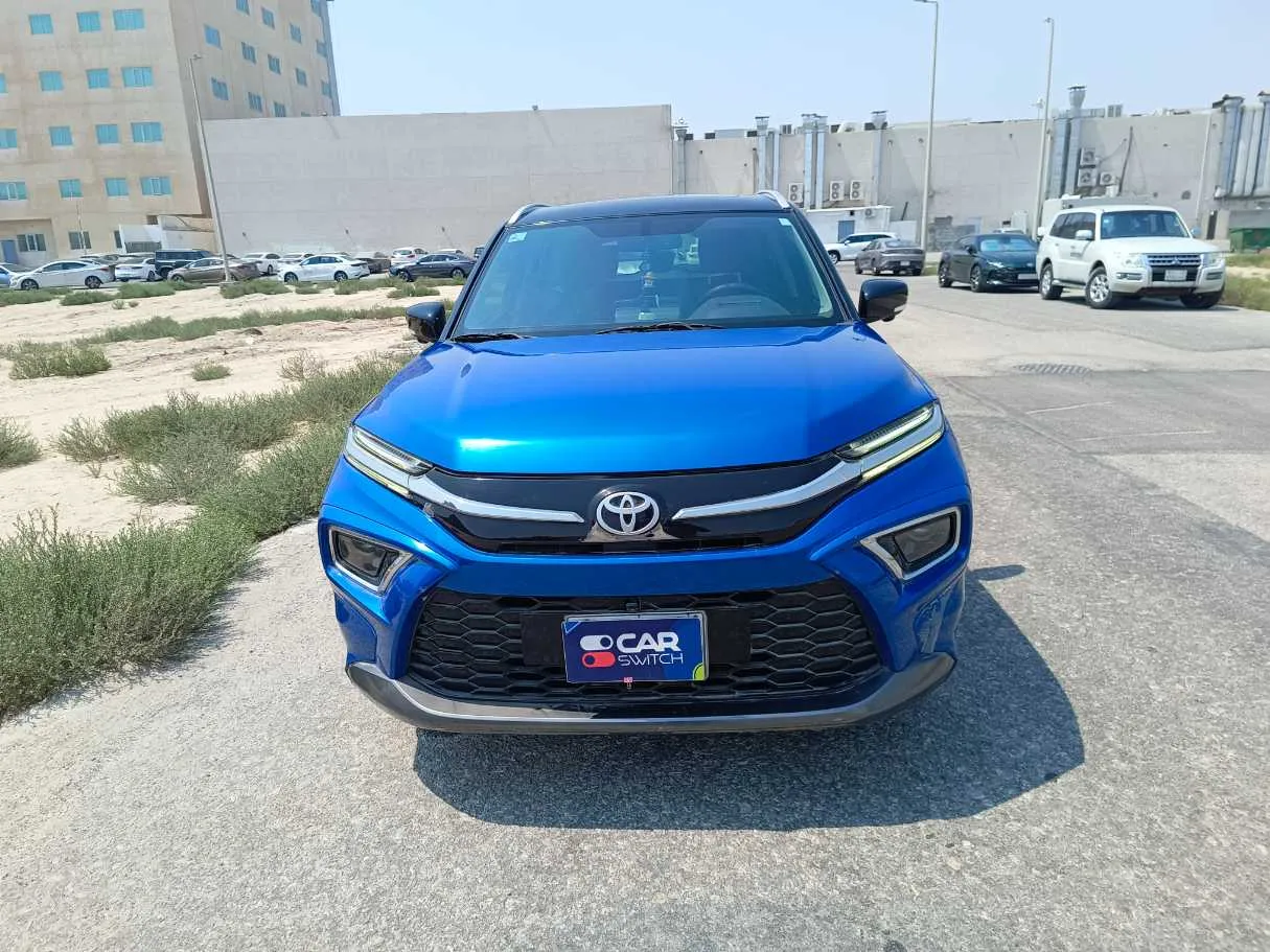 Car image 2