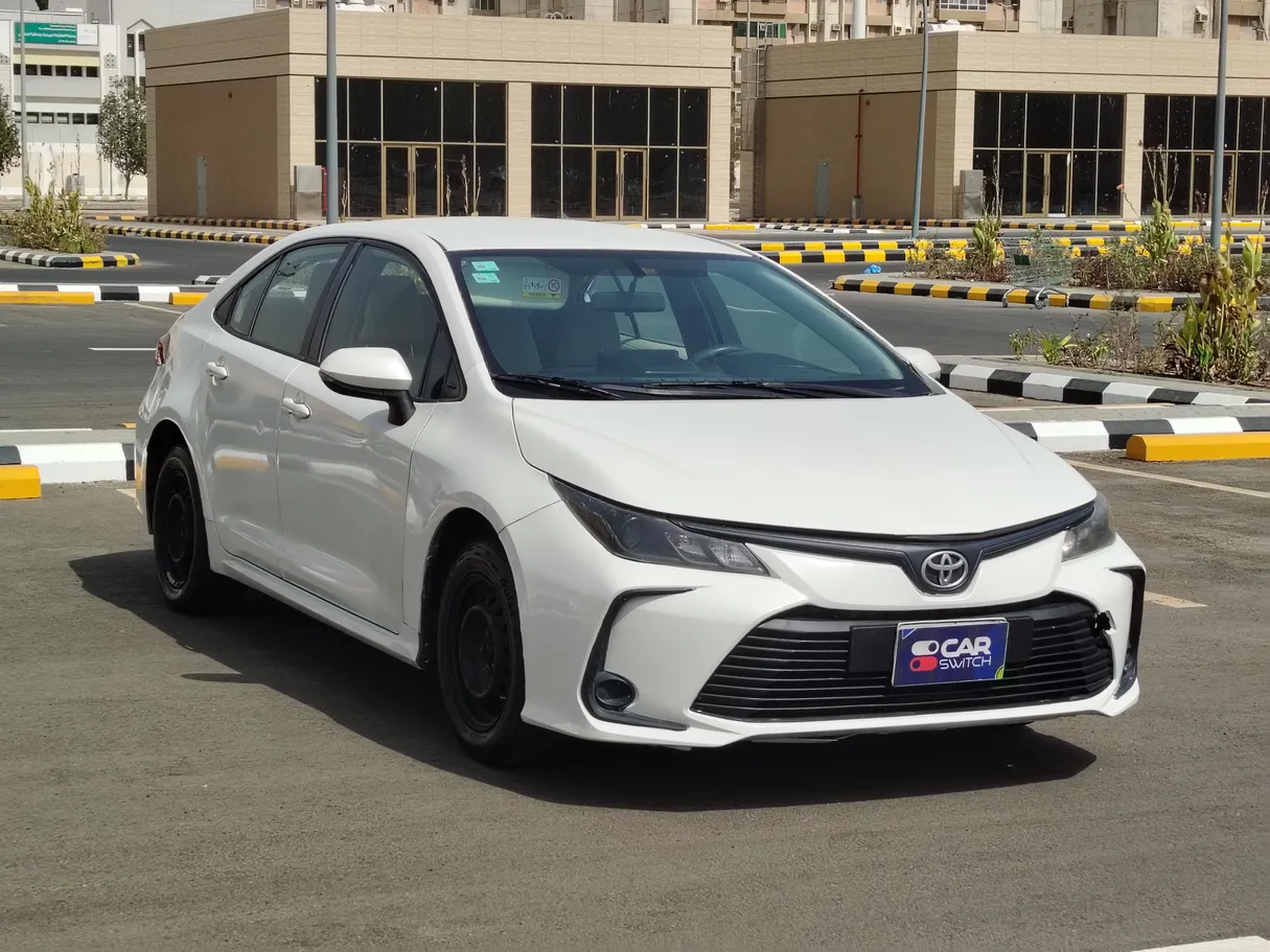 Car image 3