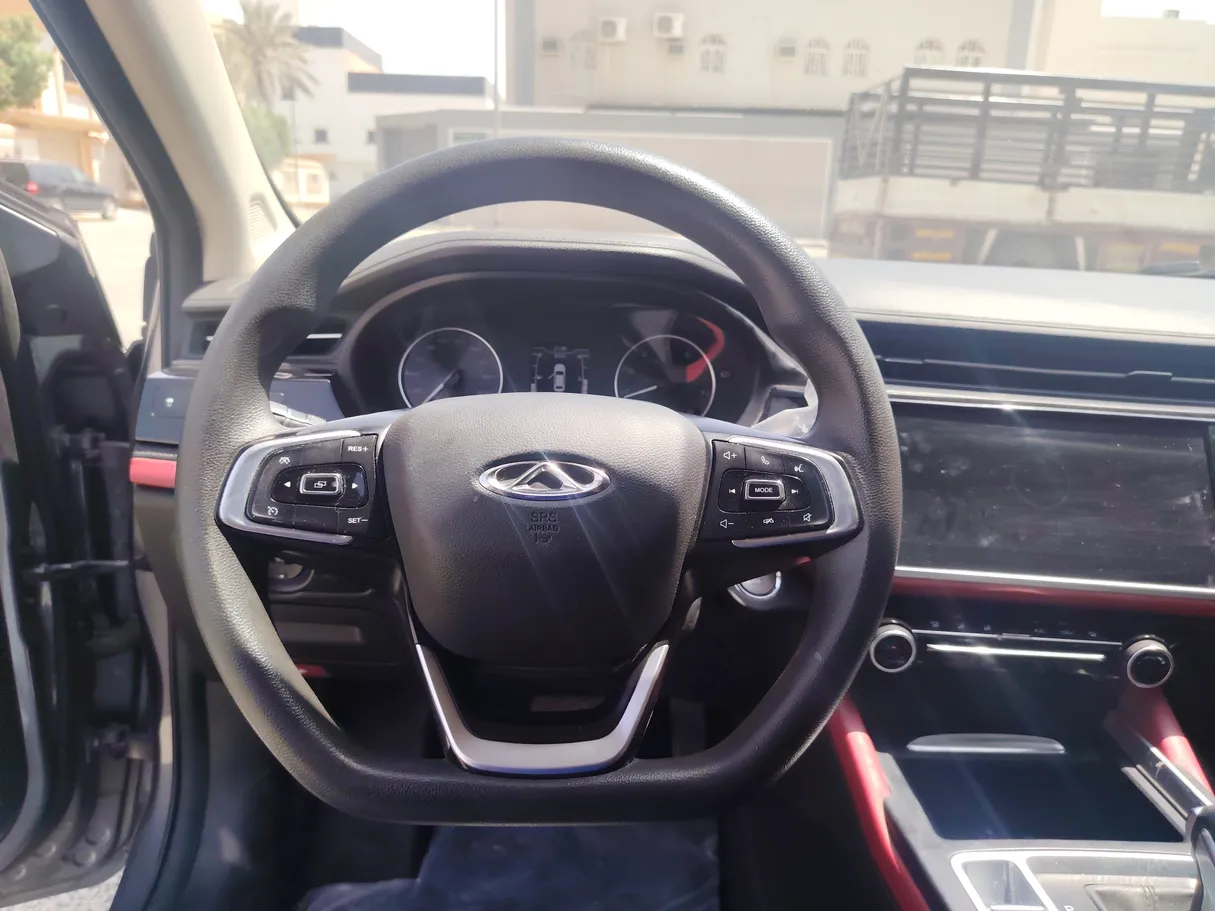 Car image 23