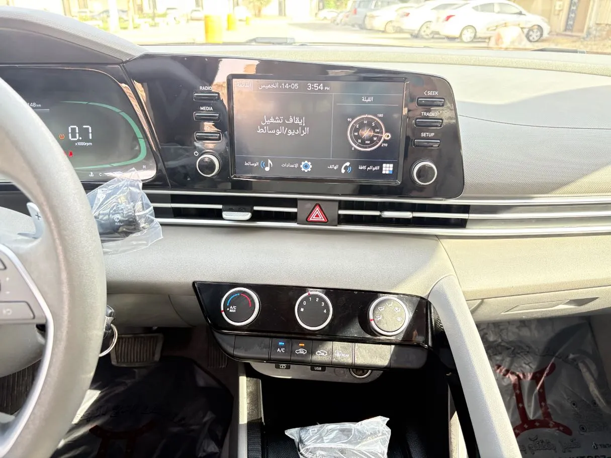 Car image 20