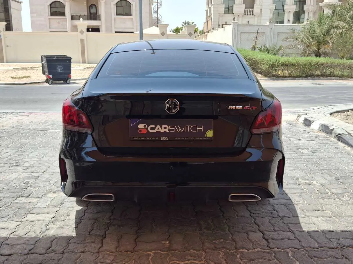 Car image 6