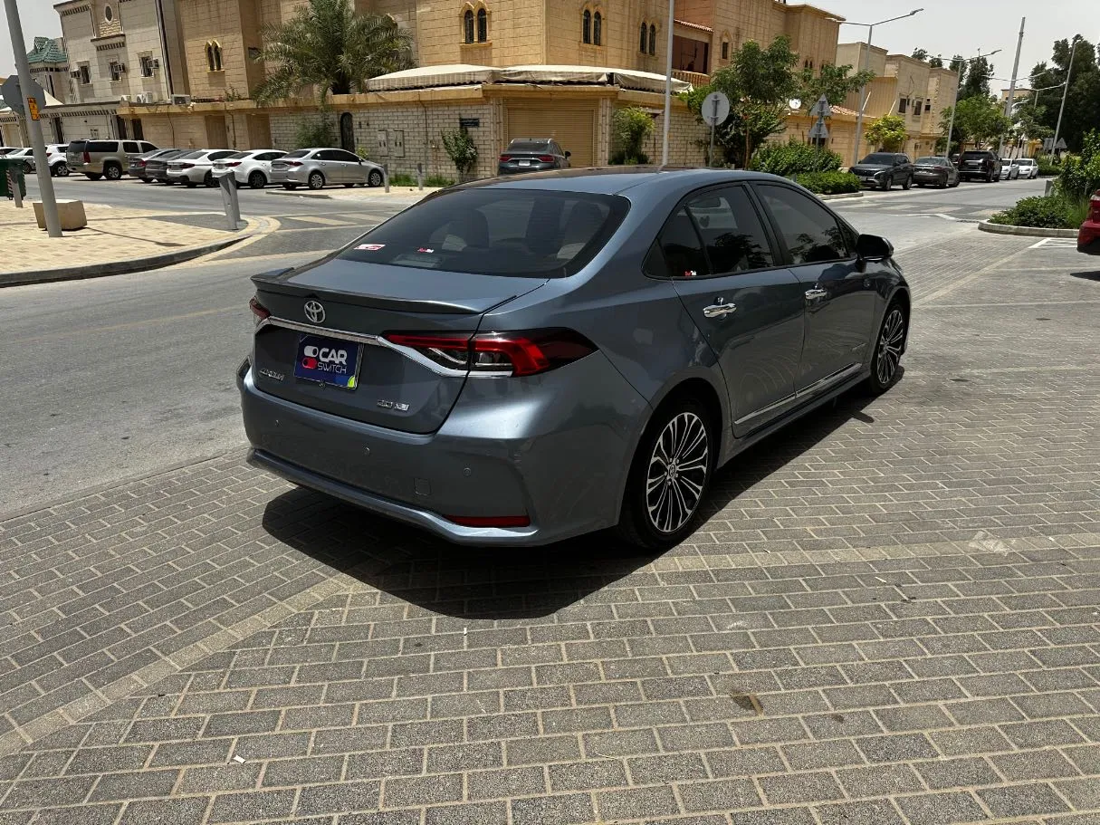 Car image 6