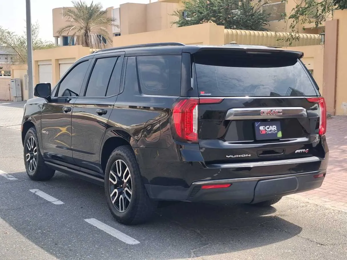 Car image 7