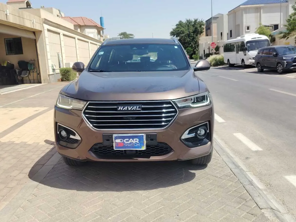 Car image 2