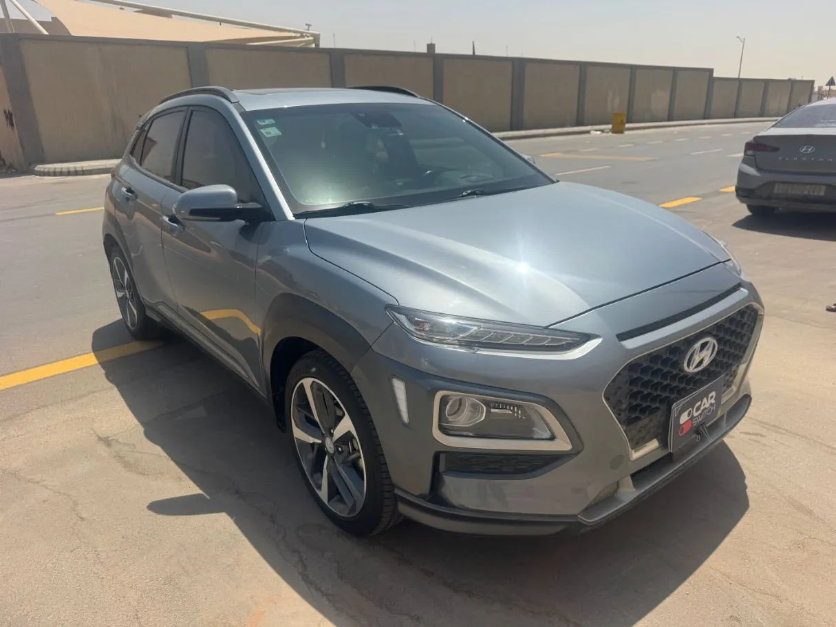 Car image 3