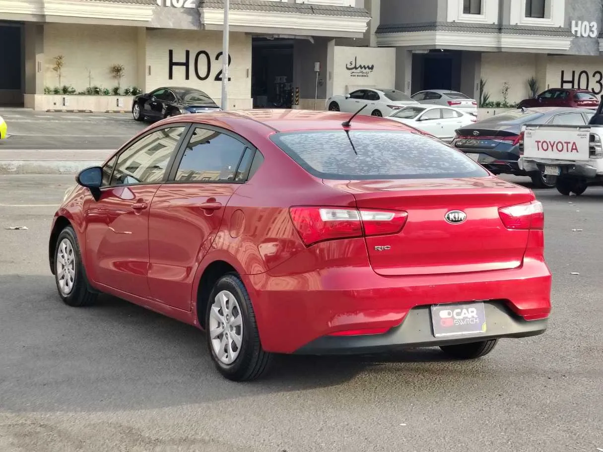 Car image 7