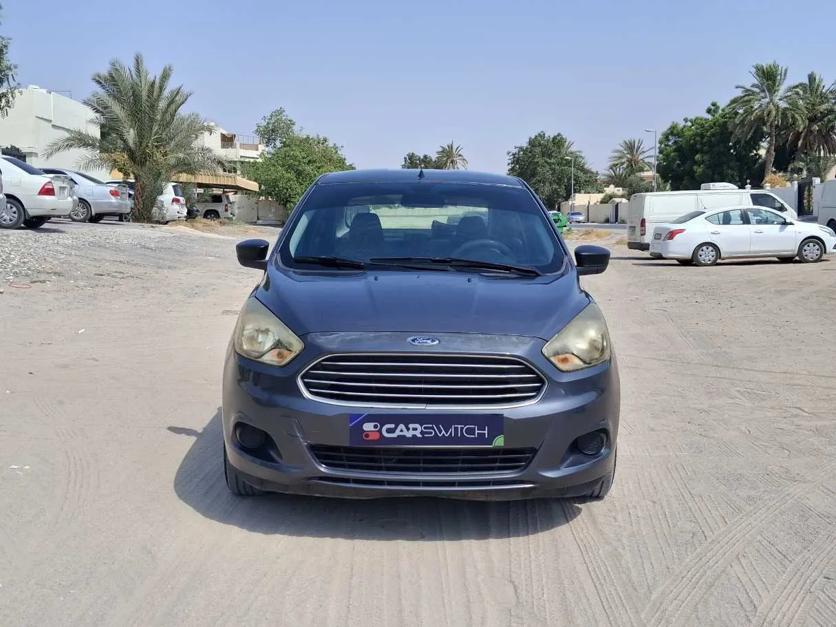 Car image 2