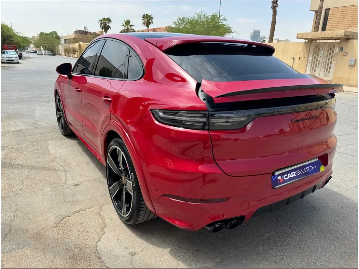 Car image 7