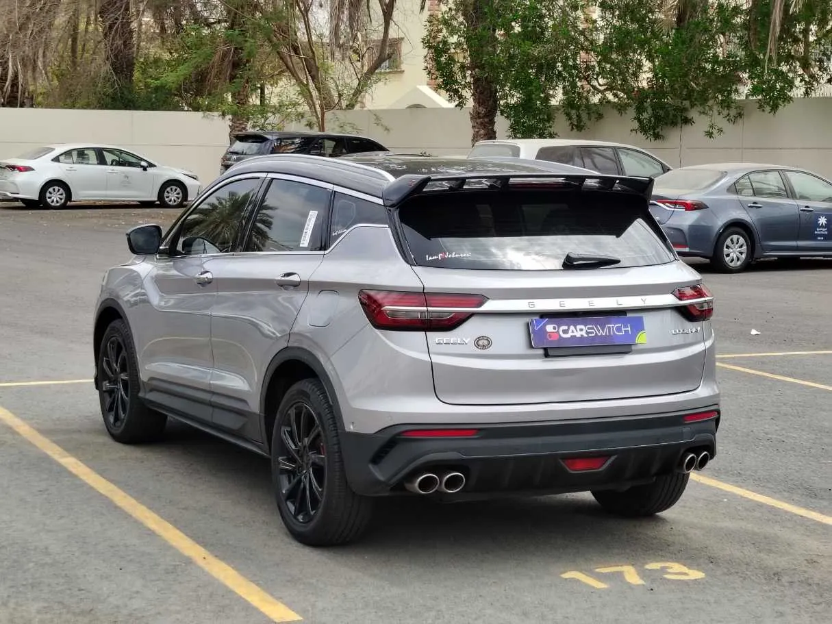 Car image 7