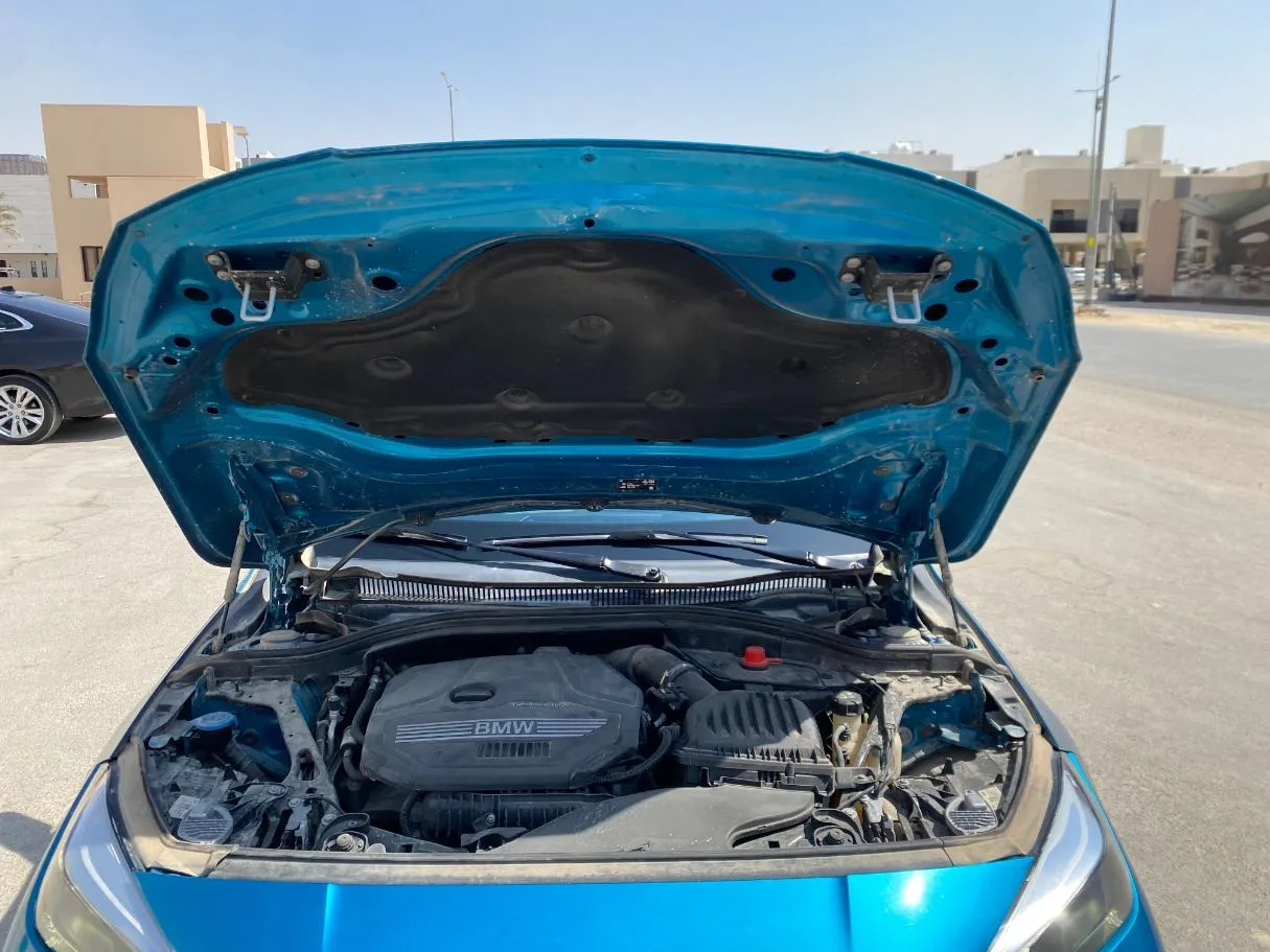 Car image 27