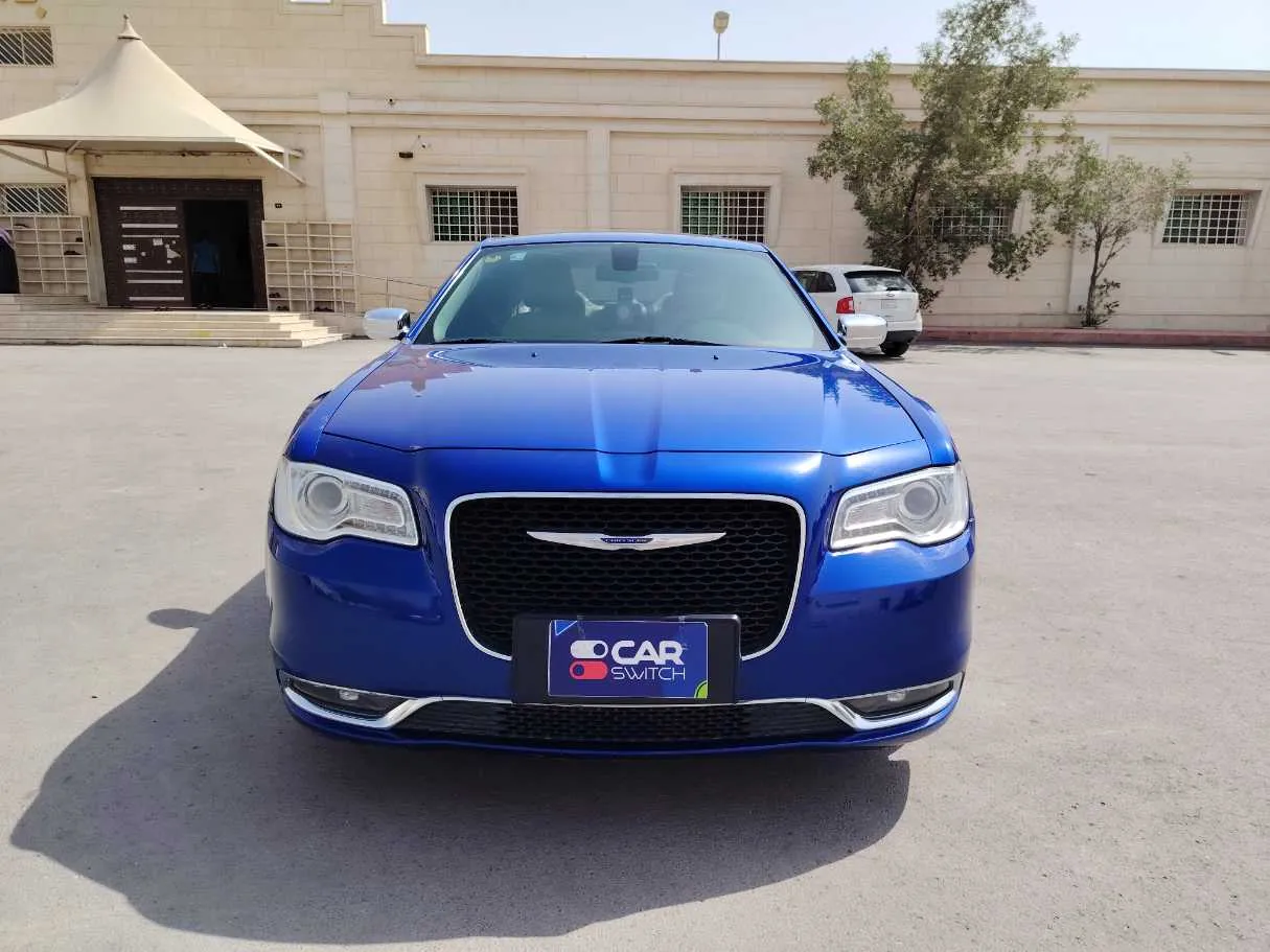 Car image 2