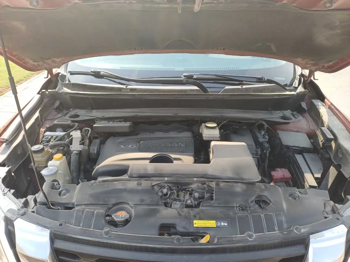 Car image 26