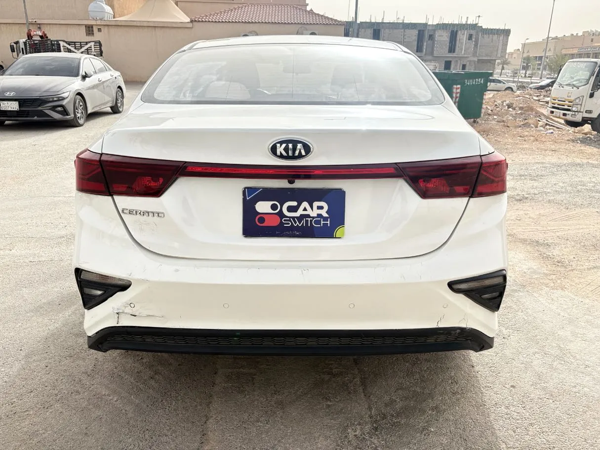 Car image 6