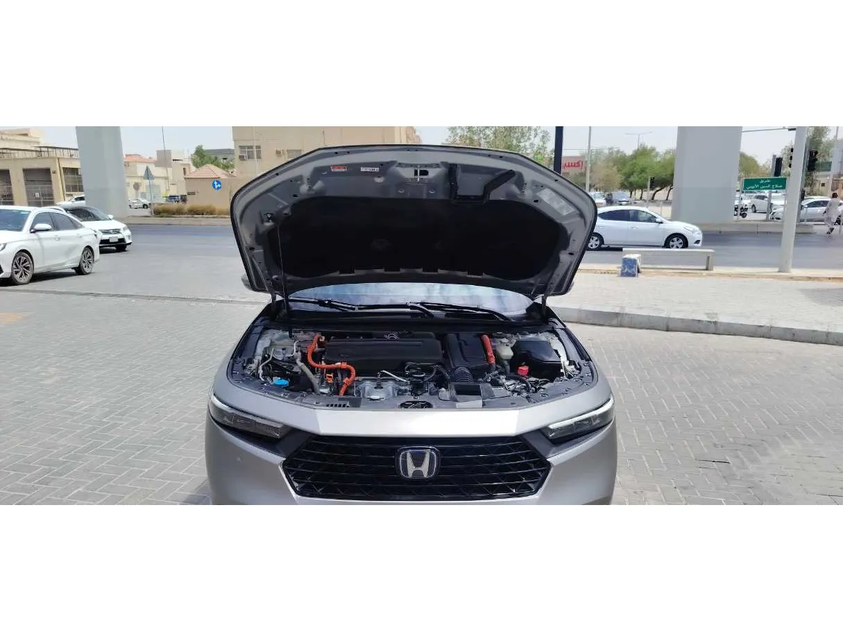 Car image 31