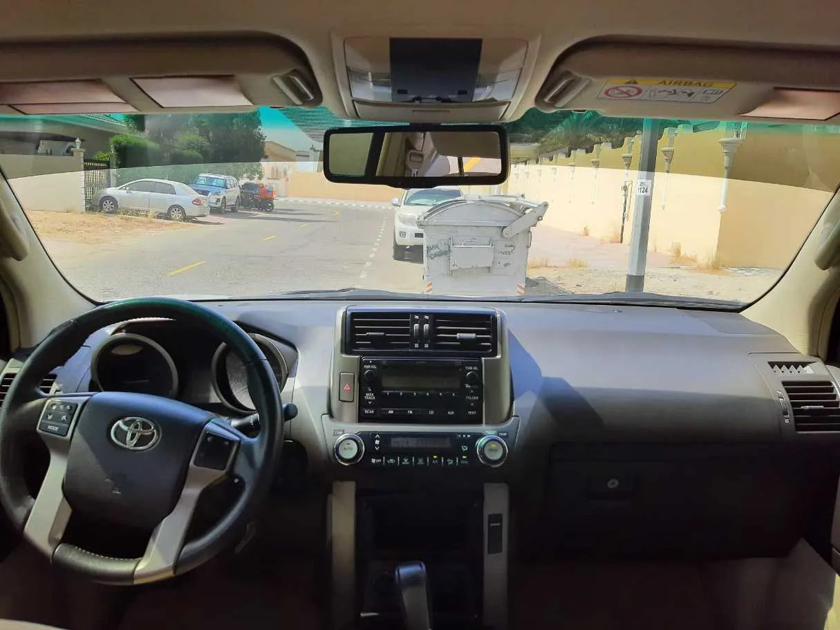 Car image 15