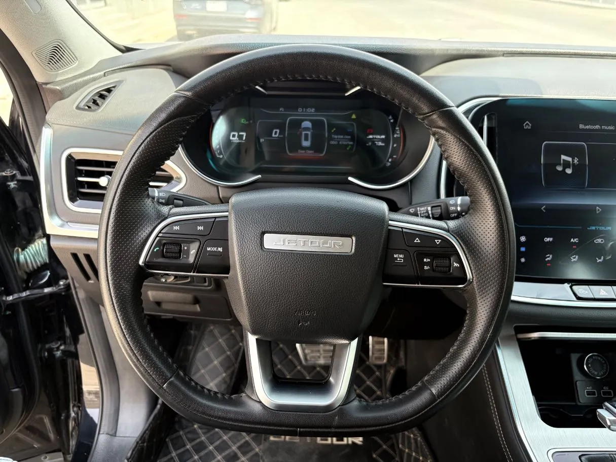 Car image 22