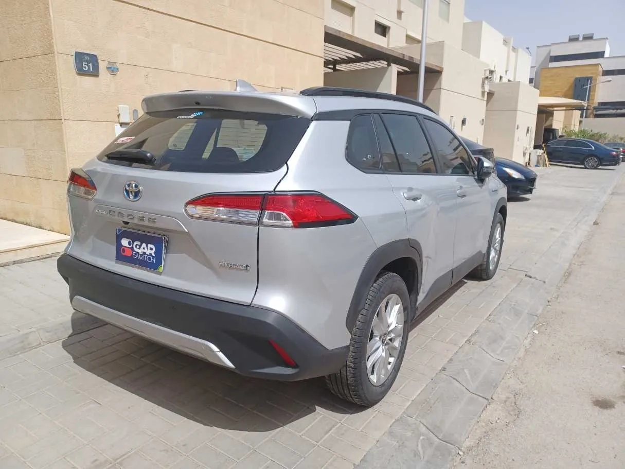 Car image 5