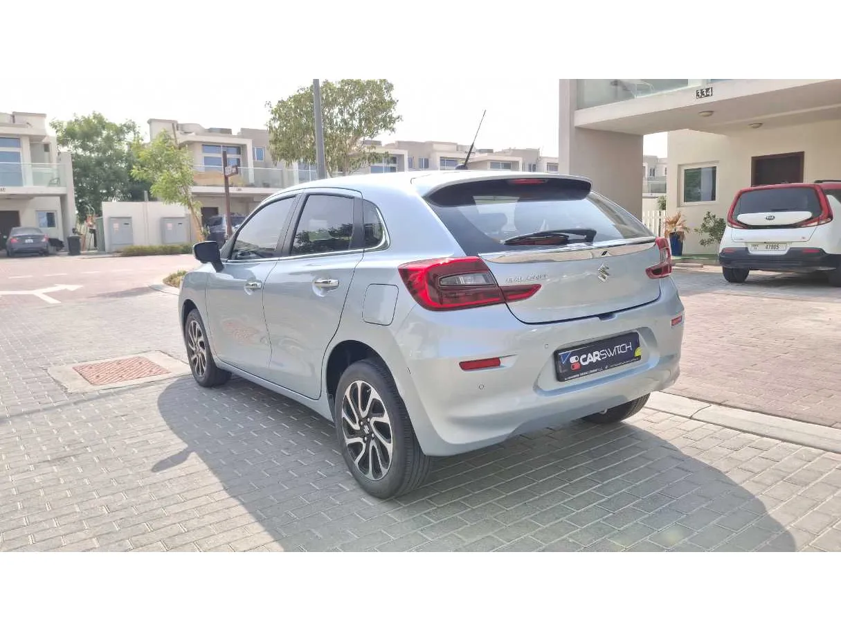 Car image 7