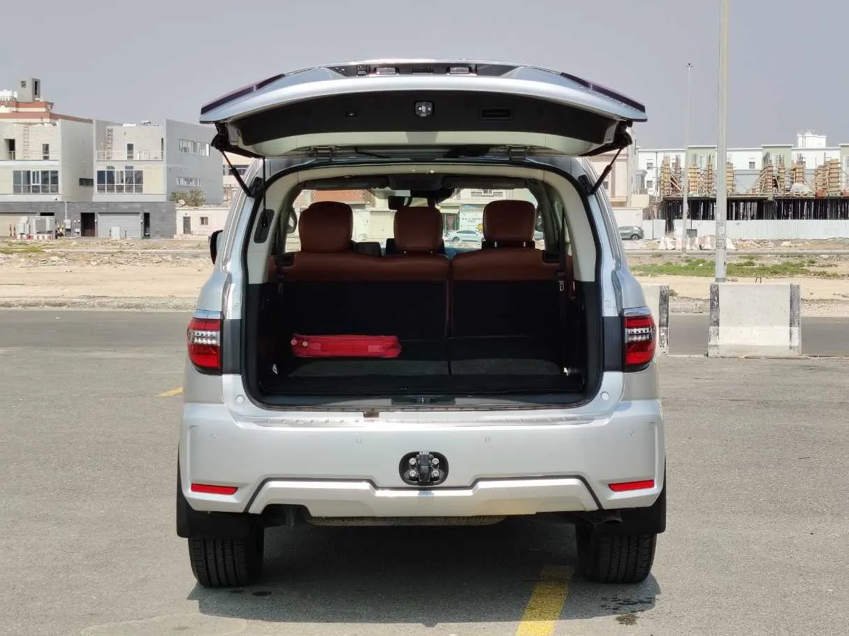 Car image 29