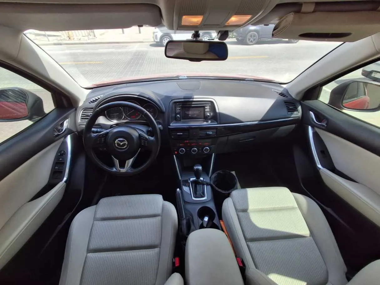 Car image 12