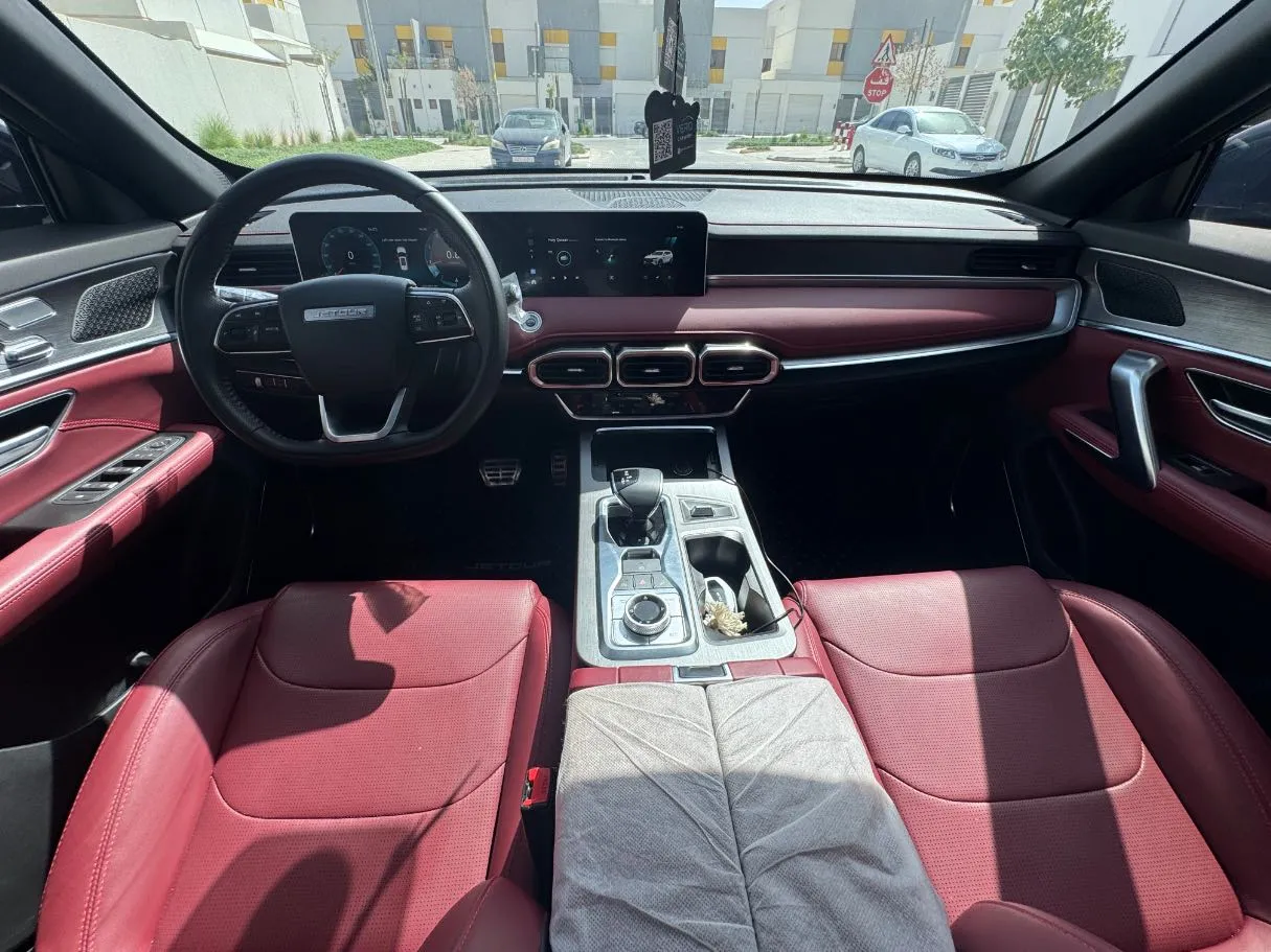 Car image 15