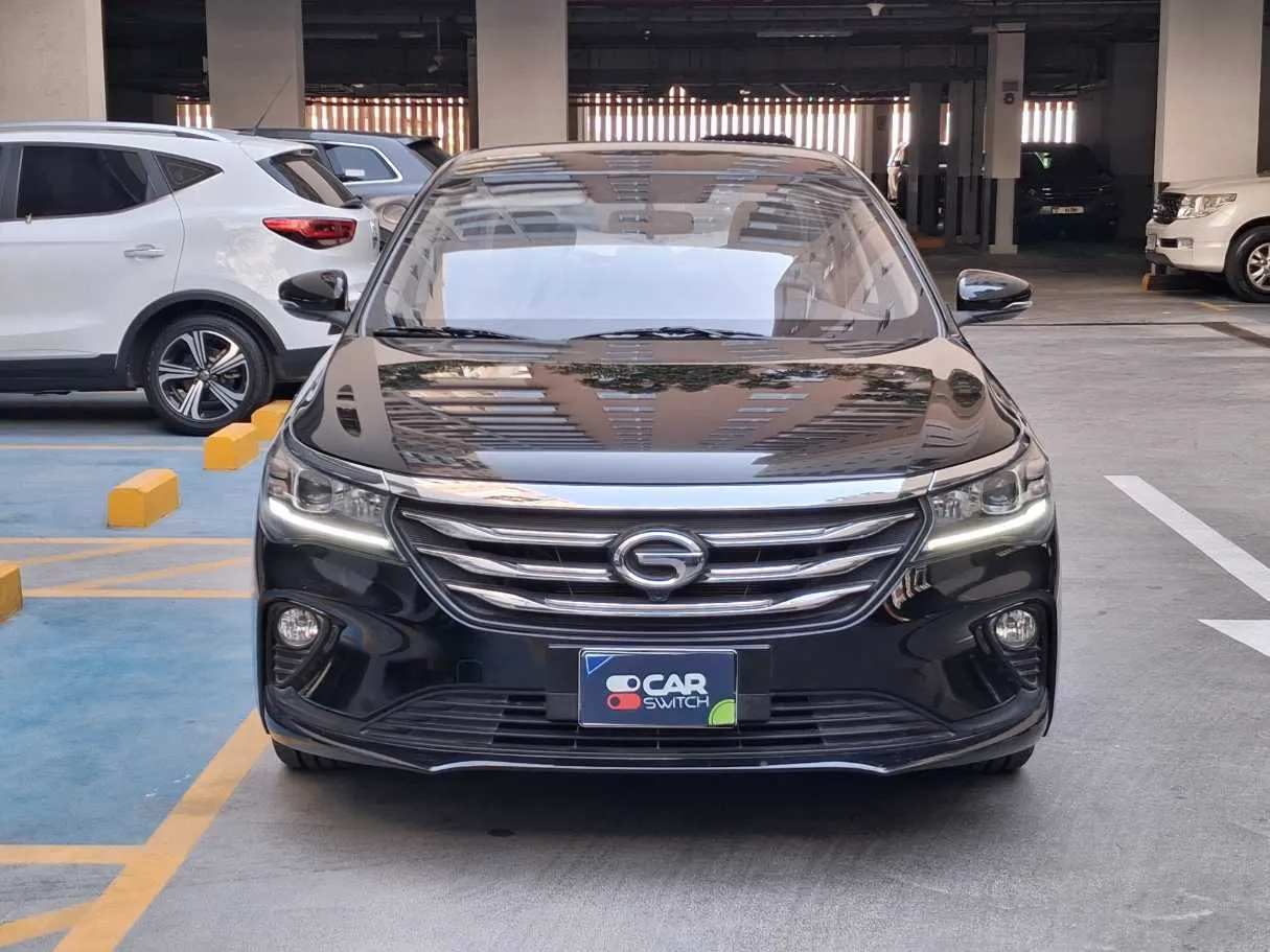 Car image 2