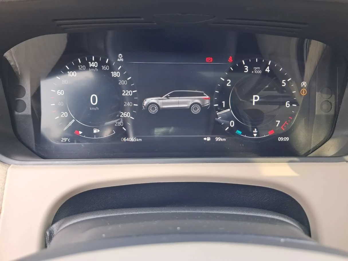 Car image 19
