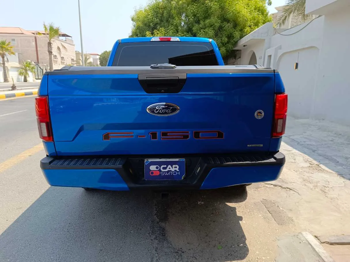 Car image 6