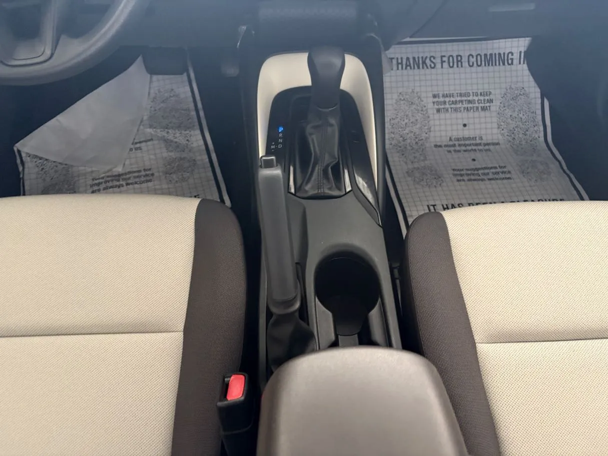 Car image 20