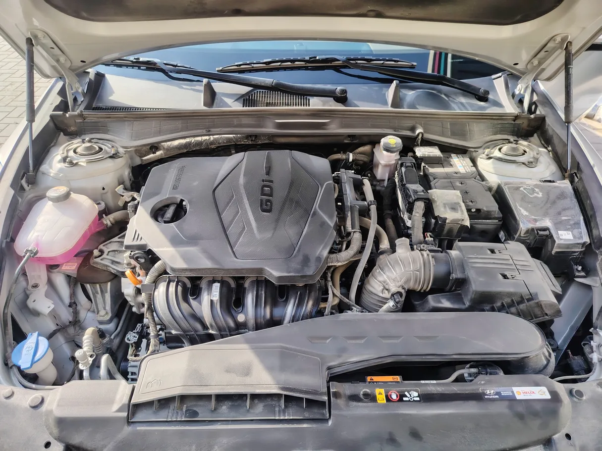 Car image 33