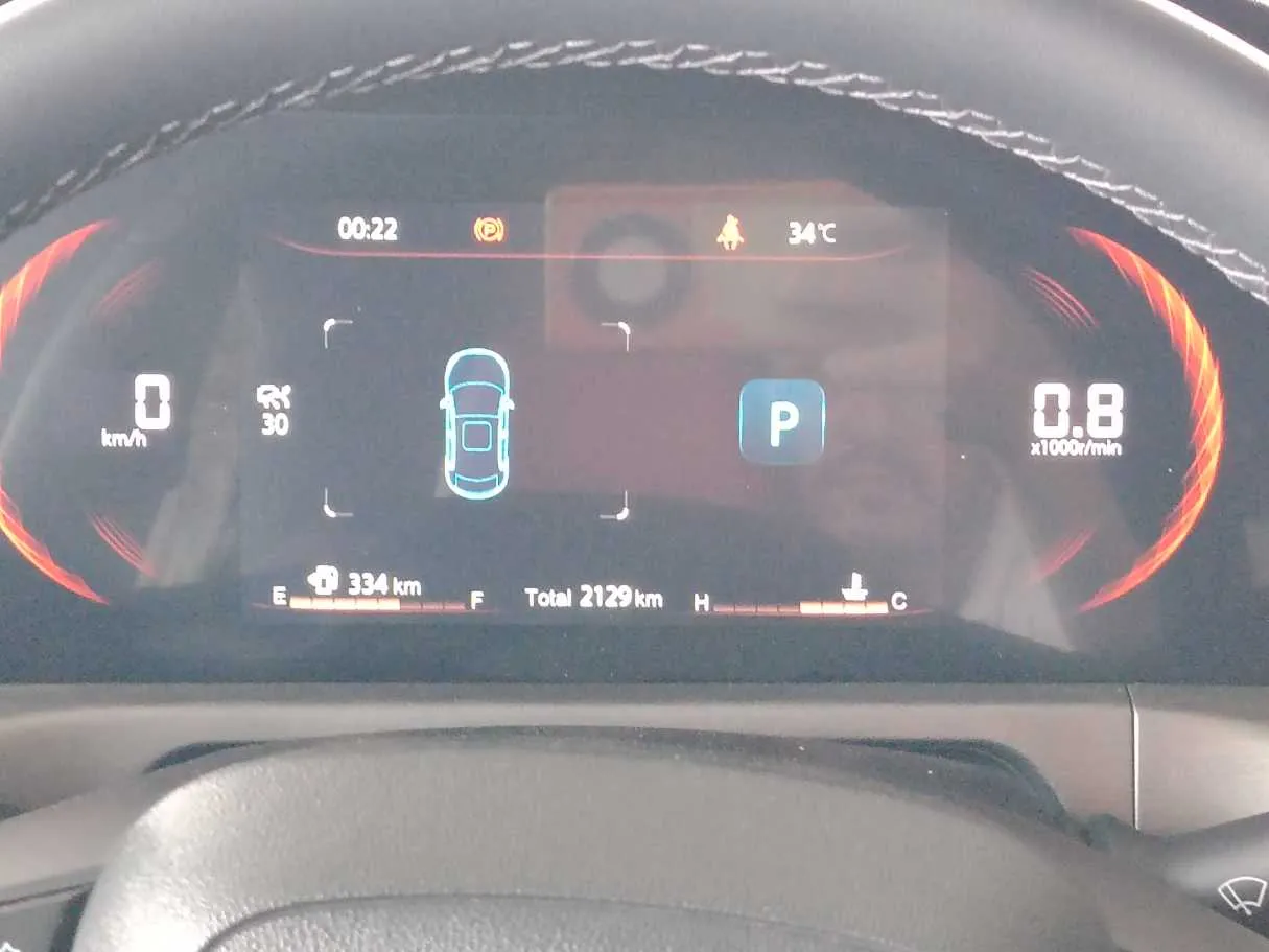 Car image 27