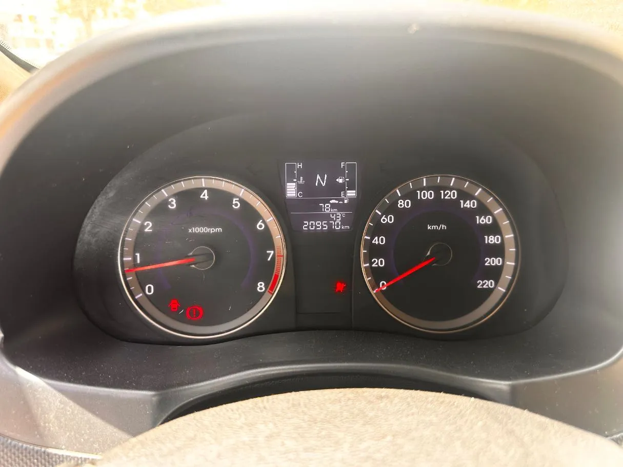 Car image 20