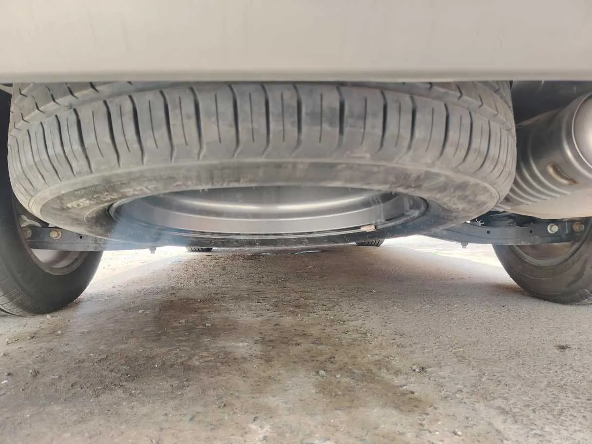 Car image 45