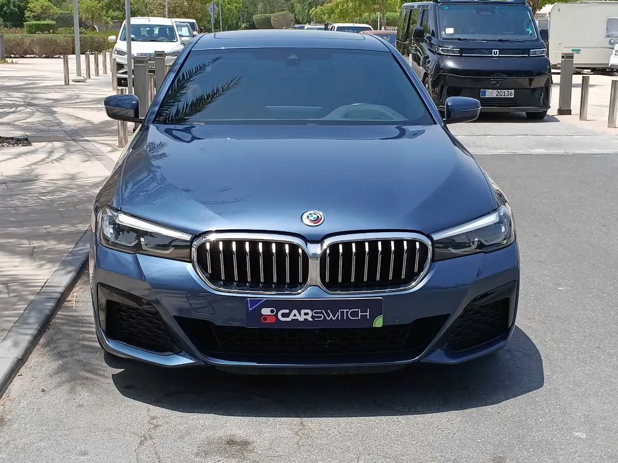 Car image 2