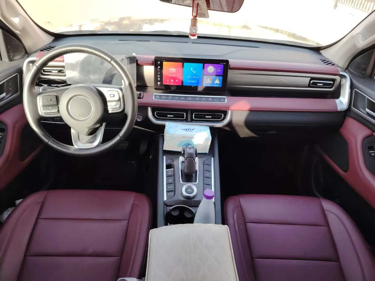 Car image 17