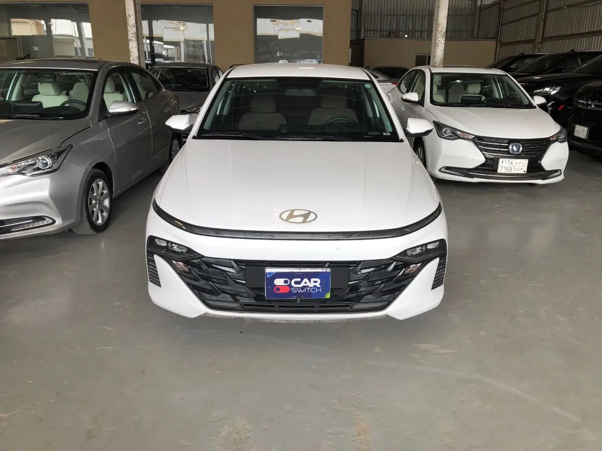 Car image 2