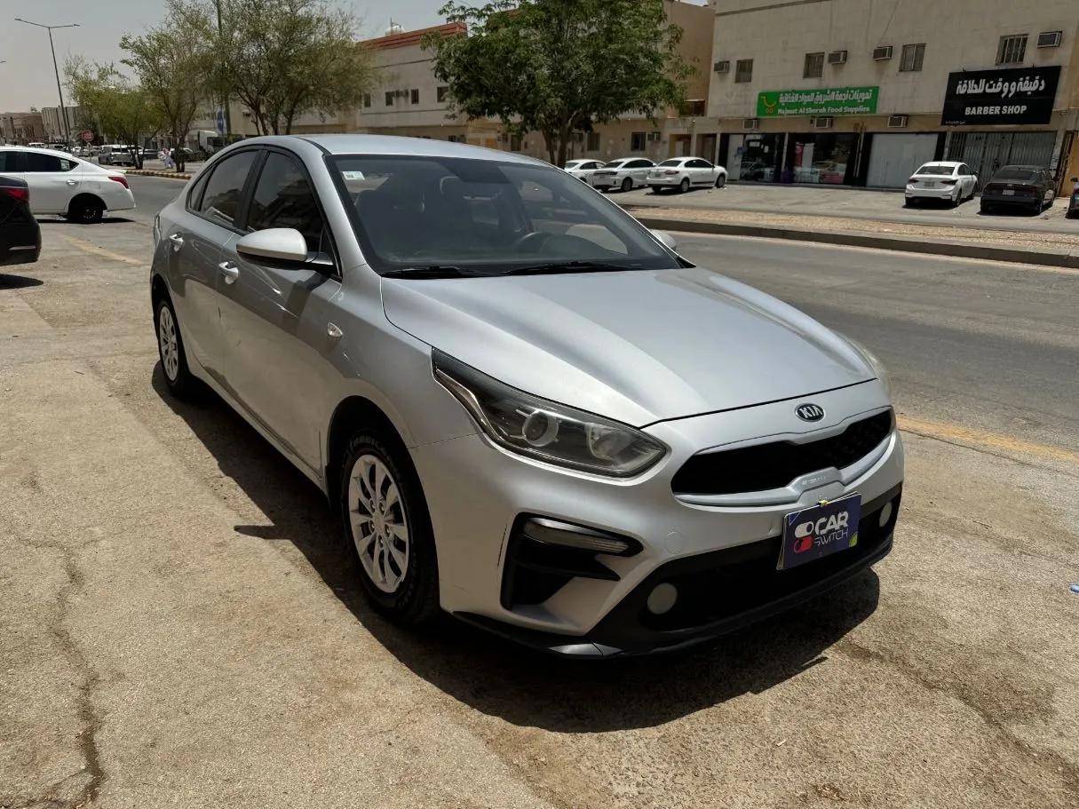 Car image 3