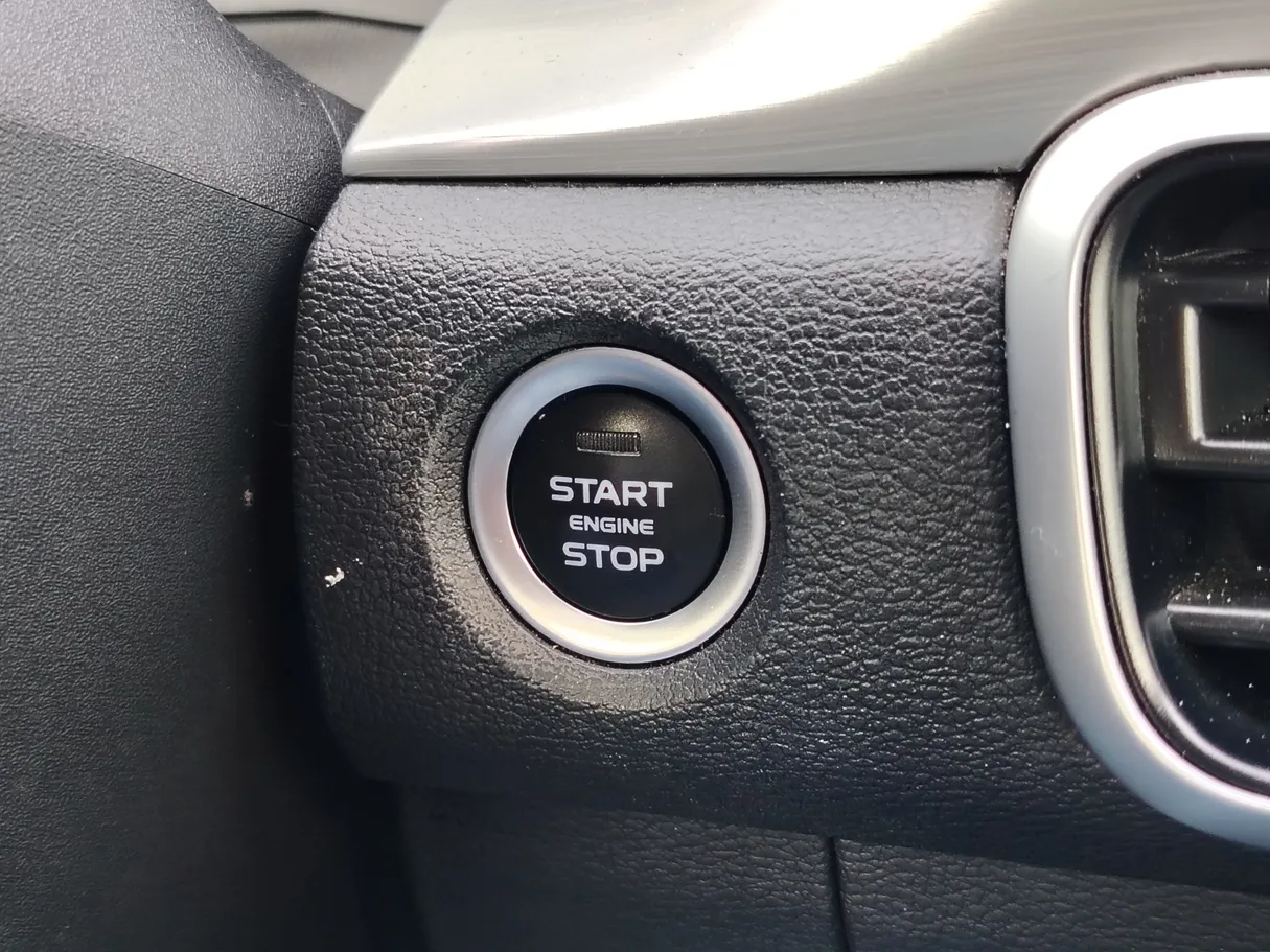 Car image 34